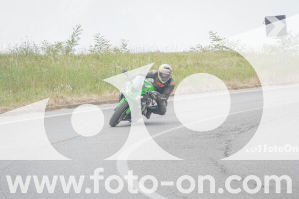 <h1 class="product-title">thumb_FF100103</h1>