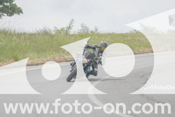 <h1 class="product-title">thumb_FF100234</h1>