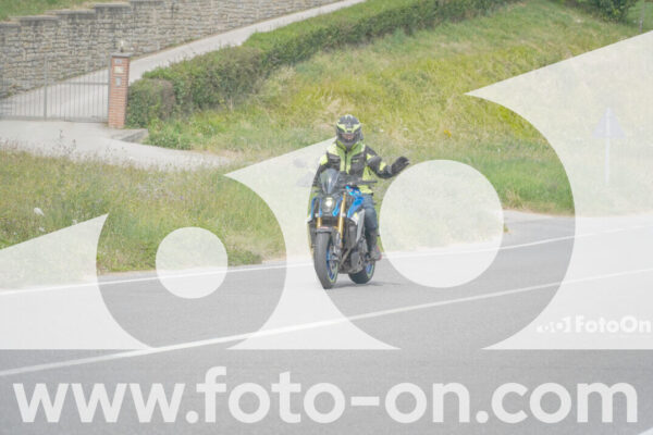 <h1 class="product-title">thumb_FF100251</h1>