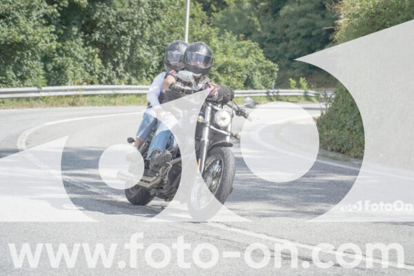 <h1 class="product-title">thumb_FF100263-1</h1>