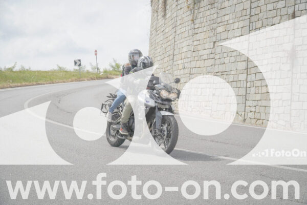 <h1 class="product-title">thumb_FF100320</h1>