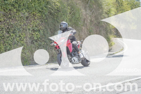 <h1 class="product-title">thumb_FF100337</h1>