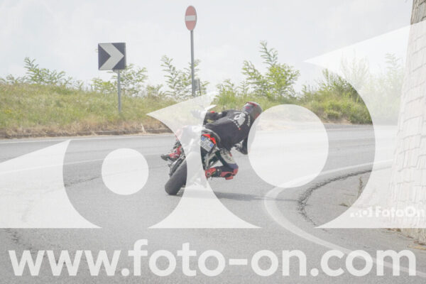 <h1 class="product-title">thumb_FF100512</h1>