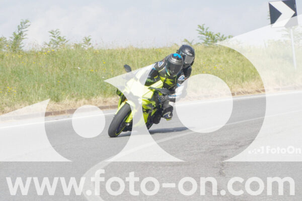 <h1 class="product-title">thumb_FF102232</h1>