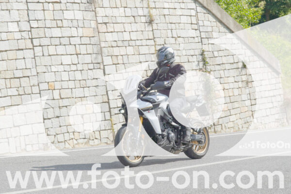 <h1 class="product-title">thumb_FF102285</h1>