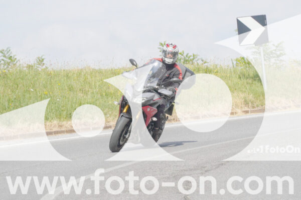 <h1 class="product-title">thumb_FF102324</h1>