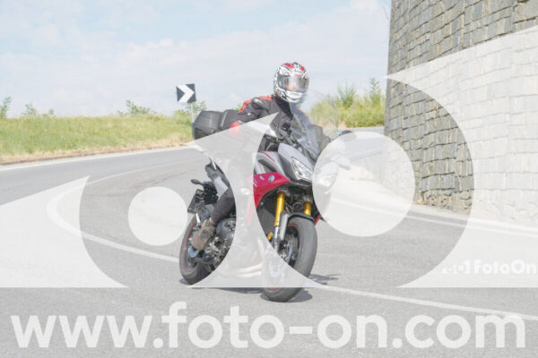 <h1 class="product-title">thumb_FF102328</h1>