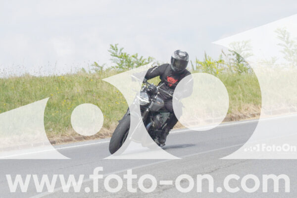 <h1 class="product-title">thumb_FF102341</h1>