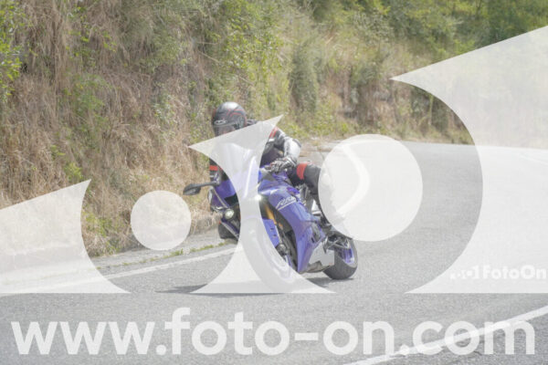 <h1 class="product-title">thumb_FF102771-1</h1>