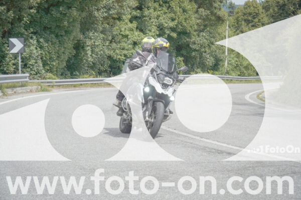 <h1 class="product-title">thumb_FF102842</h1>