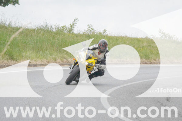 <h1 class="product-title">thumb_FF103769</h1>