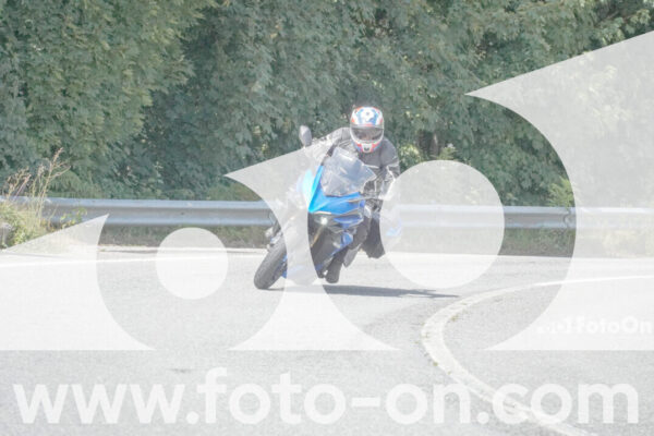 <h1 class="product-title">thumb_FF103781</h1>