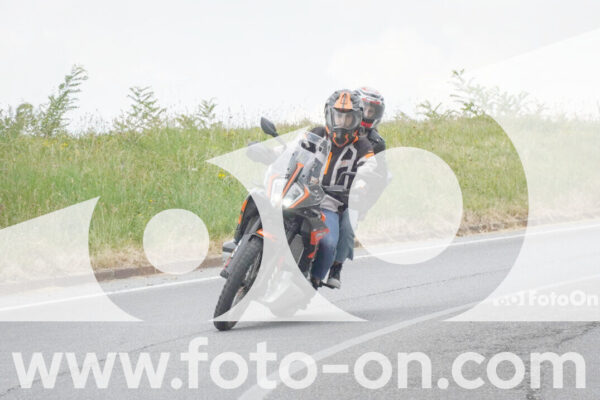 <h1 class="product-title">thumb_FF103831</h1>