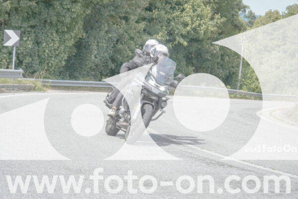 <h1 class="product-title">thumb_FF103832</h1>