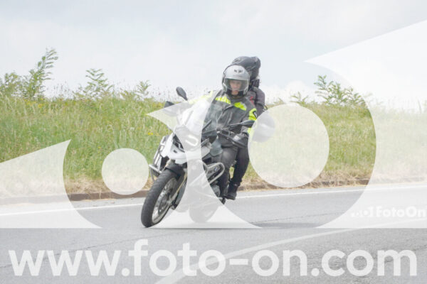 <h1 class="product-title">thumb_FF103880</h1>