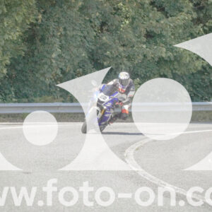 thumb_FF104049-1
