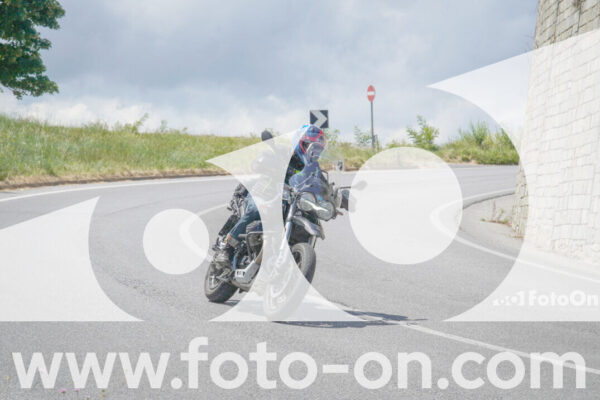 <h1 class="product-title">thumb_FF104109</h1>