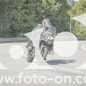 thumb_FF104112-1