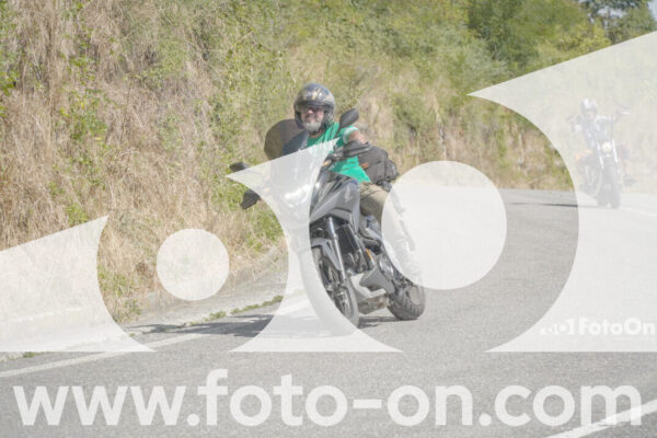 <h1 class="product-title">thumb_FF104115</h1>