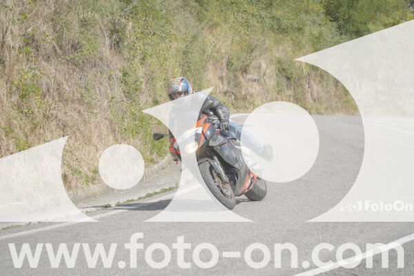 <h1 class="product-title">thumb_FF104134</h1>