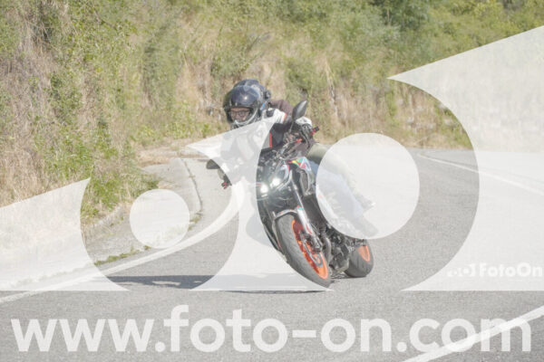 <h1 class="product-title">thumb_FF104149-1</h1>