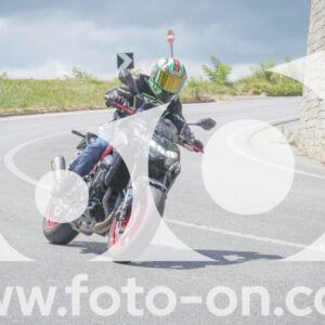 thumb_FF104205