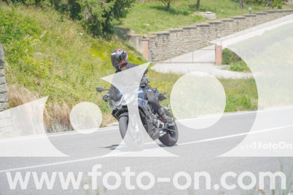 <h1 class="product-title">thumb_FF104208</h1>