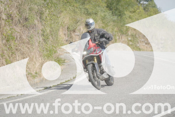 <h1 class="product-title">thumb_FF104252</h1>