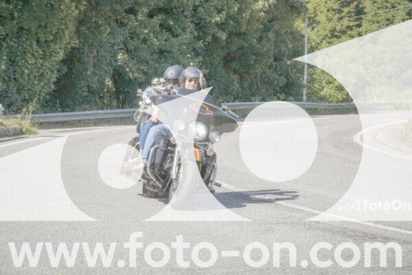 <h1 class="product-title">thumb_FF104272</h1>