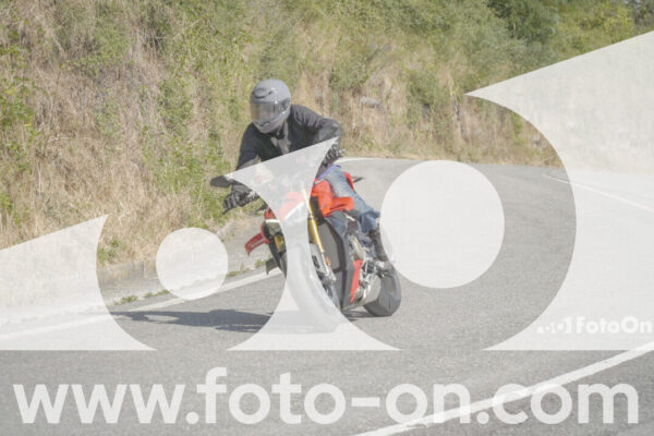 <h1 class="product-title">thumb_FF104294-1</h1>