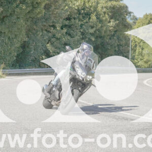thumb_FF104296