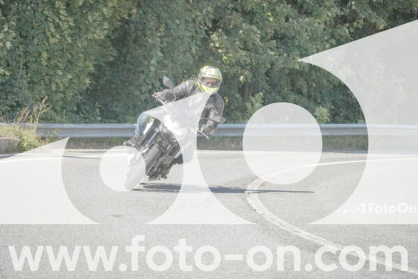 <h1 class="product-title">thumb_FF104305-1</h1>