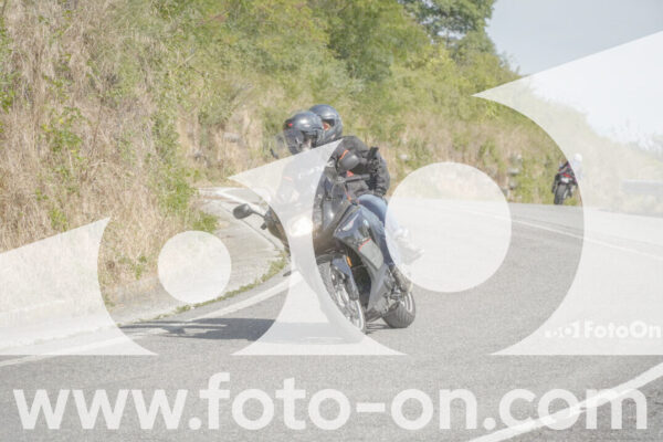 <h1 class="product-title">thumb_FF104317</h1>