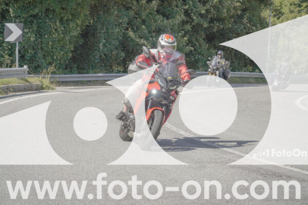 <h1 class="product-title">thumb_FF104327</h1>