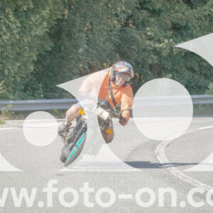 thumb_FF104364