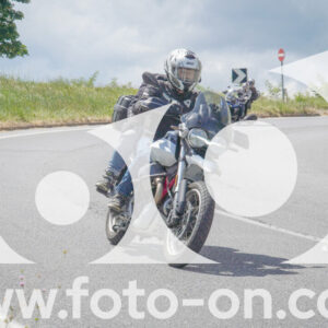thumb_FF104371