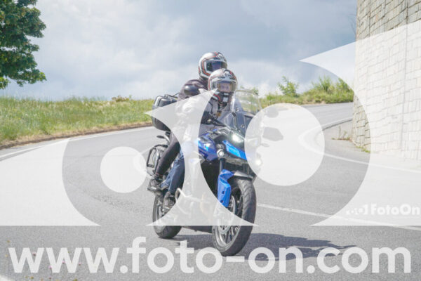 <h1 class="product-title">thumb_FF104380</h1>