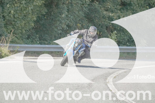<h1 class="product-title">thumb_FF104389-1</h1>