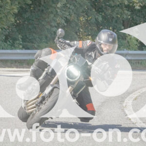 thumb_FF104407