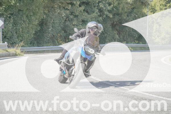 <h1 class="product-title">thumb_FF104448</h1>