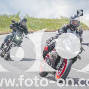 thumb_FF104457