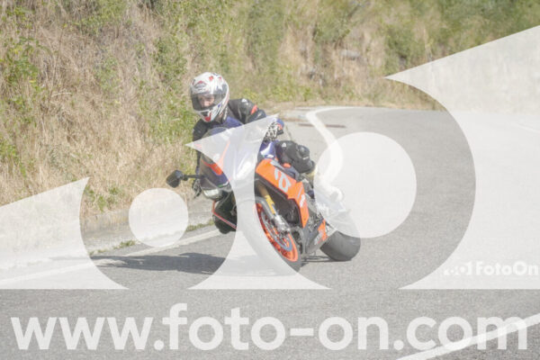 <h1 class="product-title">thumb_FF104461</h1>