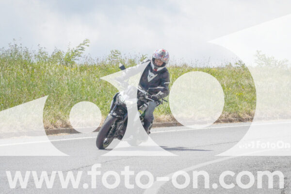 <h1 class="product-title">thumb_FF104497</h1>