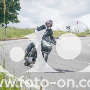 thumb_FF104498_1