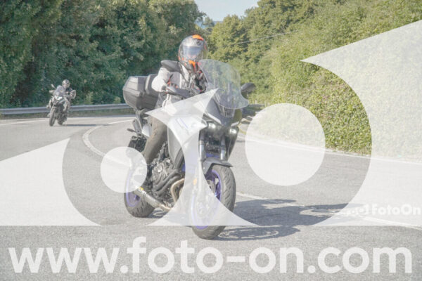 <h1 class="product-title">thumb_FF104522</h1>