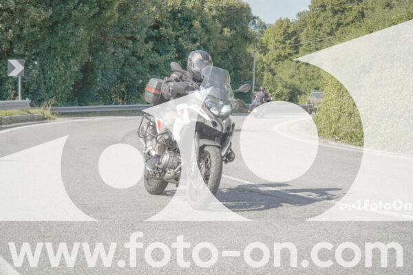 <h1 class="product-title">thumb_FF104524</h1>
