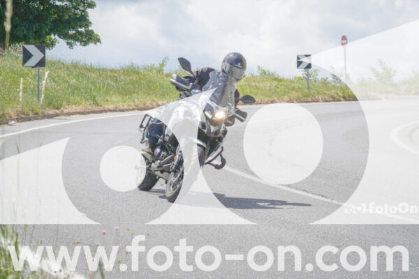 <h1 class="product-title">thumb_FF104532</h1>