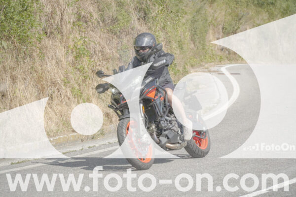 <h1 class="product-title">thumb_FF104539</h1>