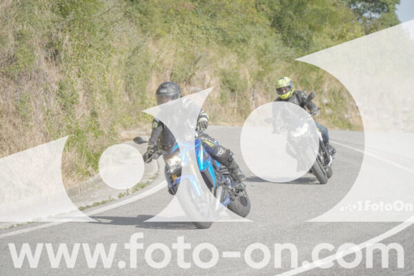 <h1 class="product-title">thumb_FF104547</h1>