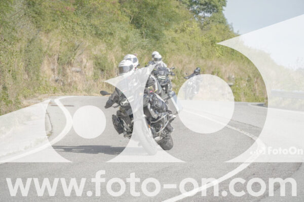 <h1 class="product-title">thumb_FF104583</h1>